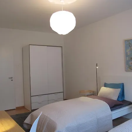 On 107 Manessestrasse * Zürich